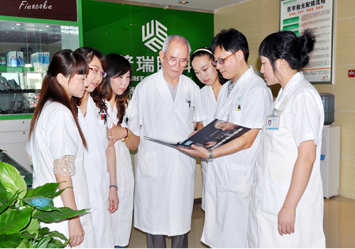 新學(xué)期、新視野，醫(yī)學(xué)驗光配鏡開學(xué)特惠季