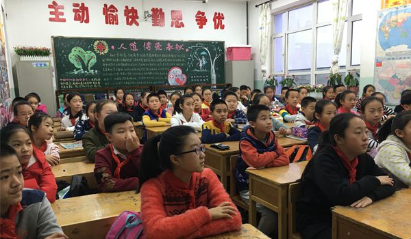 【公益進(jìn)校園】普瑞眼科走進(jìn)市第三小學(xué)開展愛眼知識(shí)講座