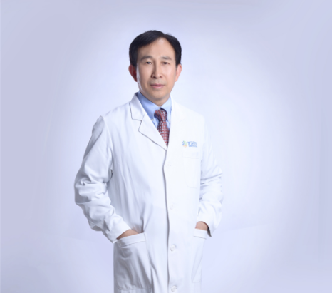 孩子看眼病不用北上廣，國內(nèi)知名專家來疆坐診啦!