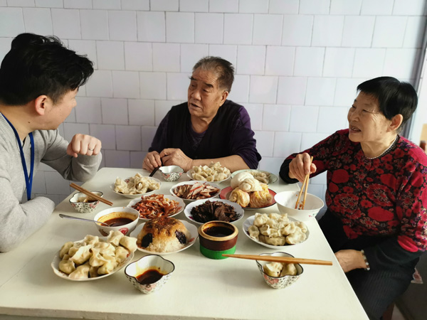 元宵慰問(wèn)送祝福，濃濃關(guān)愛(ài)暖人心
